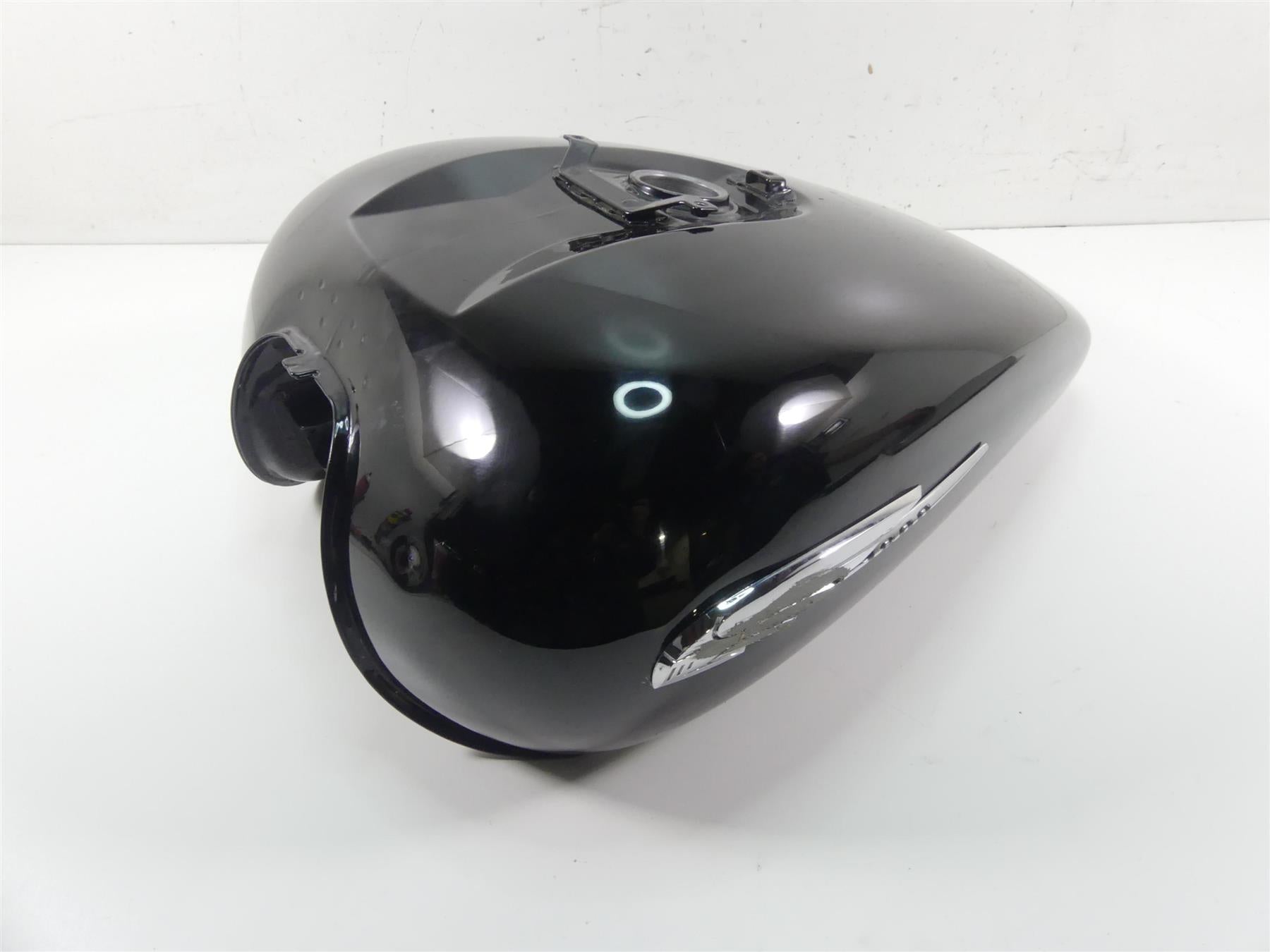 2002 Honda VTX1800 C Fuel Gas Petrol Tank Small Dent -Read 17520-MCH {{ shop.shopifyCountryName }} - Mototech271