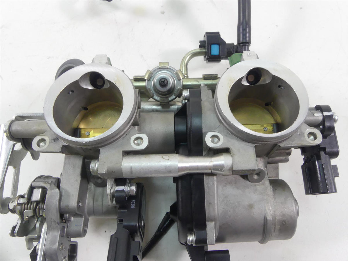 2017 Yamaha XT1200Z Super Tenere Mikuni Throttle Body Bodies 2BS-13750-00-00 {{ shop.shopifyCountryName }} - Mototech271