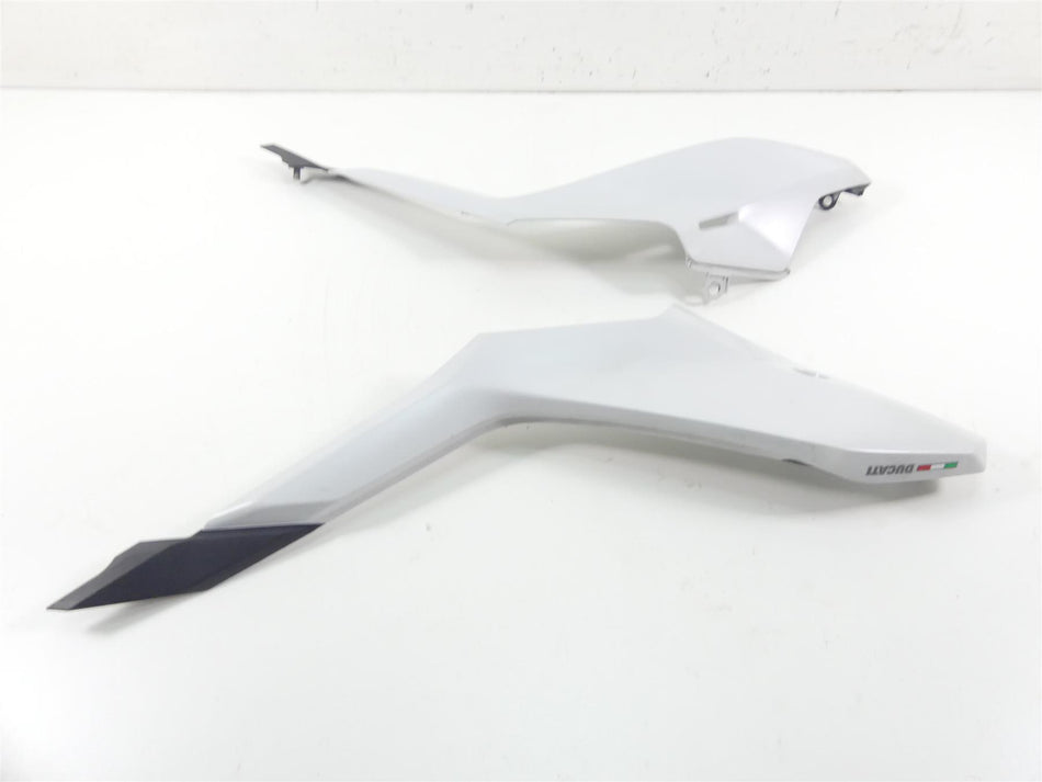 2017 Ducati 939 S Supersport Tail Side Cover Fairing Set 48236771A 48236781A {{ shop.shopifyCountryName }} - Mototech271