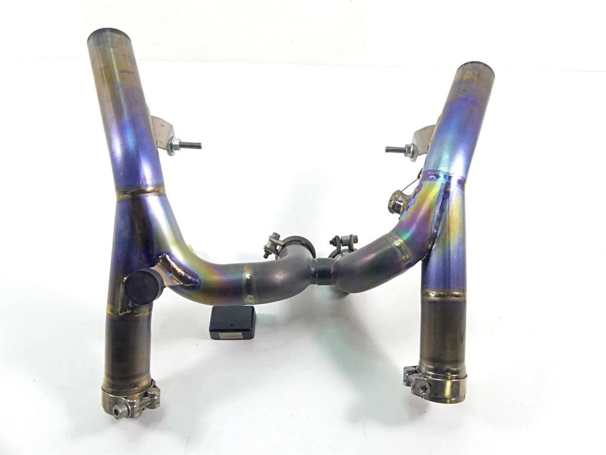 2012 Yamaha VMX17 VMAX 1700 Akrapovic Midpipe Titanium Collector C-Y17SO1T/1 {{ shop.shopifyCountryName }} - Mototech271