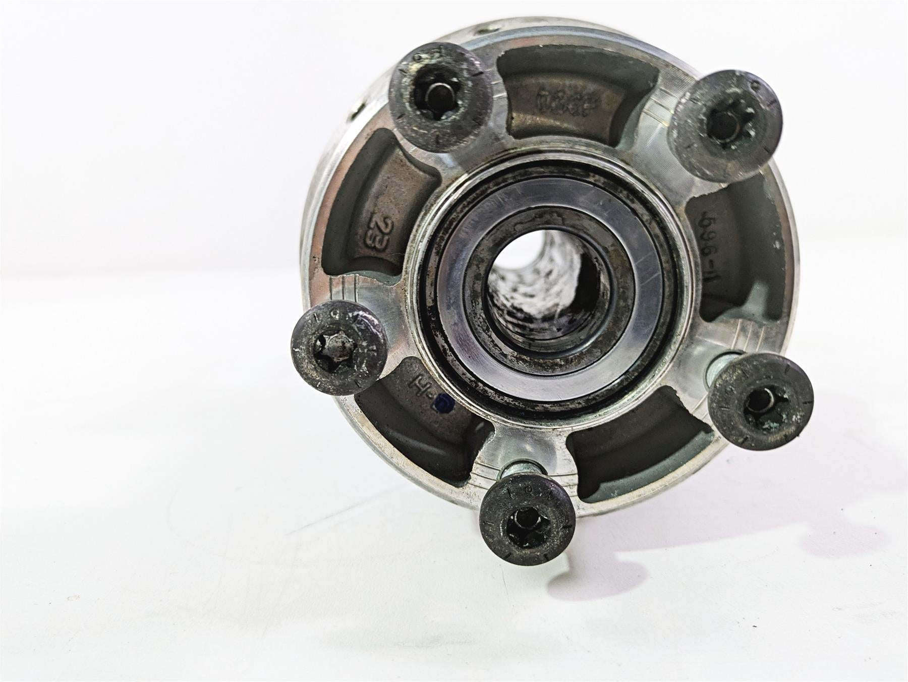 2017 Harley Dyna FXDB Street Bob Rear Spoke Wheel Hub 17in 25mm - Read 41430-09A {{ shop.shopifyCountryName }} - Mototech271