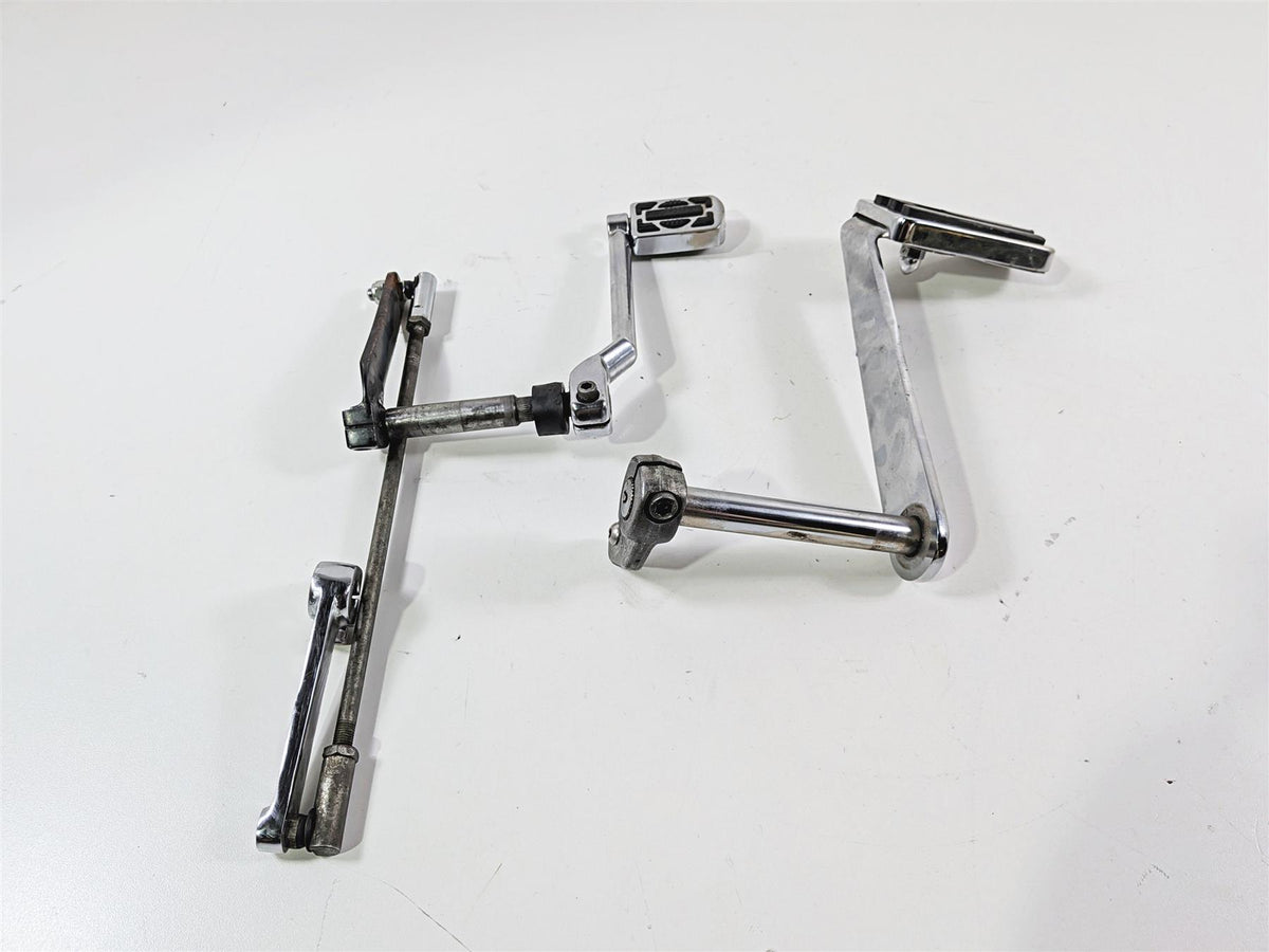 1993 Harley Touring FLHTCU Electra Glide Chrome Shifter & Brake Pedal 33895-82E {{ shop.shopifyCountryName }} - Mototech271