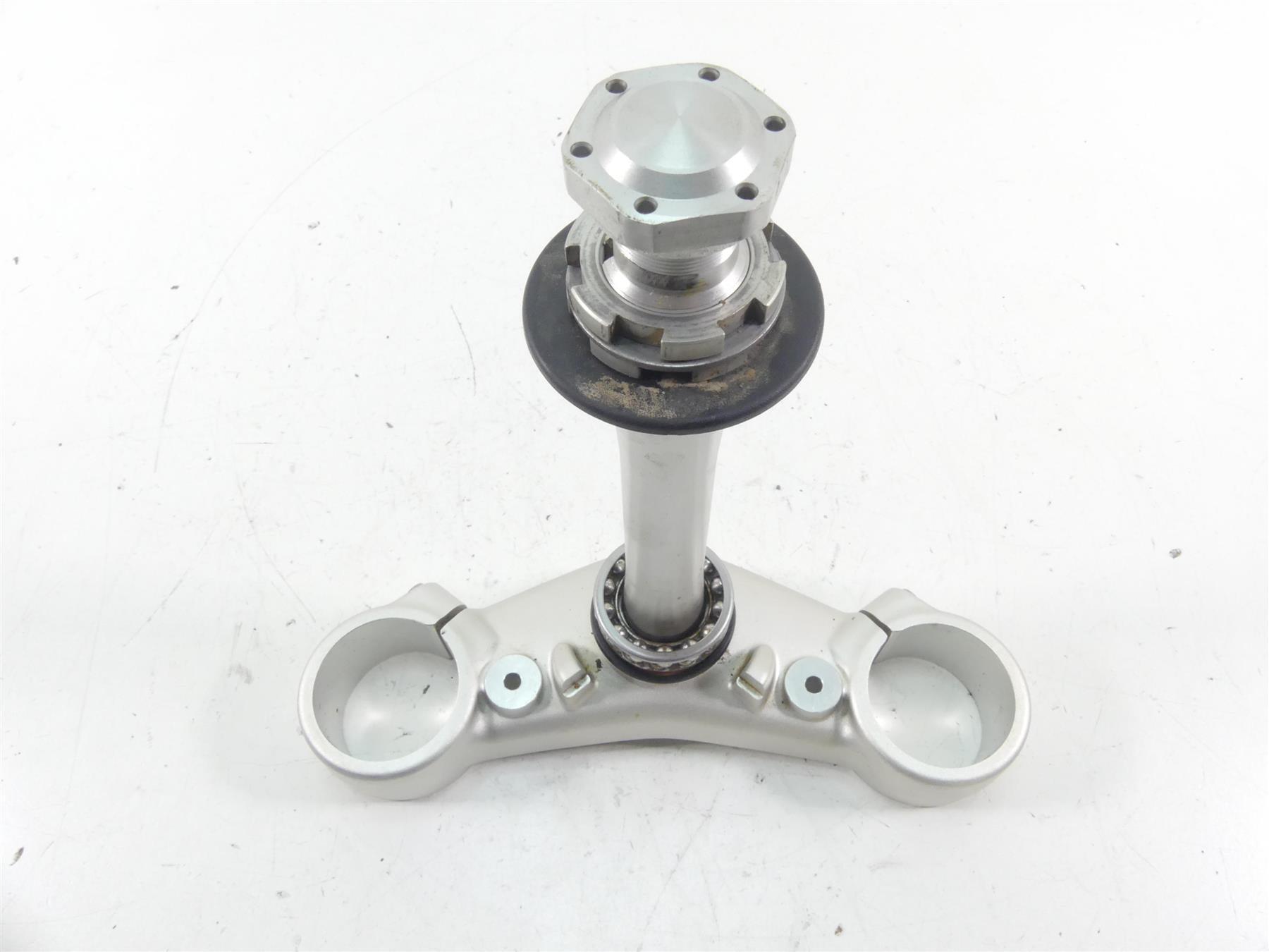 2017 Triumph Thruxton 1200 R Lower Triple Tree Steering Stem Clamp 55mm T2044713 {{ shop.shopifyCountryName }} - Mototech271