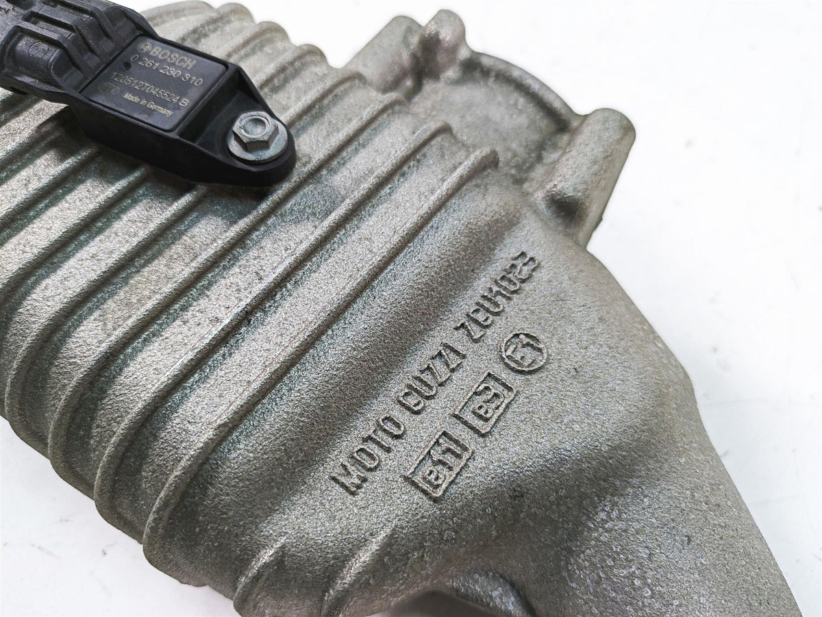 2014 Moto Guzzi California 1400 T Intake Compensator Volume 2A000030 886646 {{ shop.shopifyCountryName }} - Mototech271