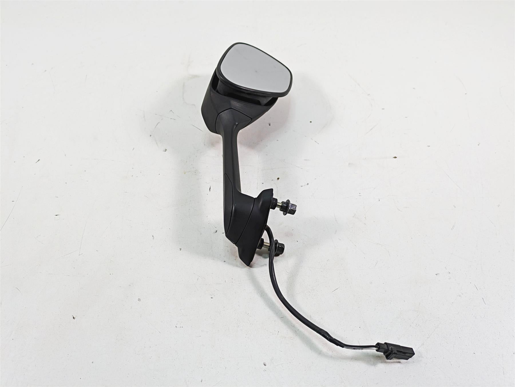 2022 Suzuki GSXR 750 Right Rear View Mirror Blinker - Read 56500-47H01 {{ shop.shopifyCountryName }} - Mototech271
