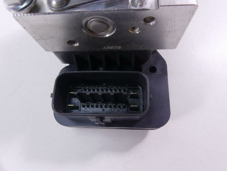 2019 Yamaha VMX17 V-Max 1700 Advics Abs Brake Pump Module 2S3-85930-10-00 {{ shop.shopifyCountryName }} - Mototech271