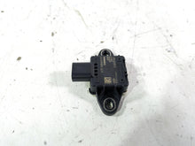 Load image into Gallery viewer, 2022 BMW R1250 RT K052 Bosch Speed Sensor 61351686601 | Mototech271
