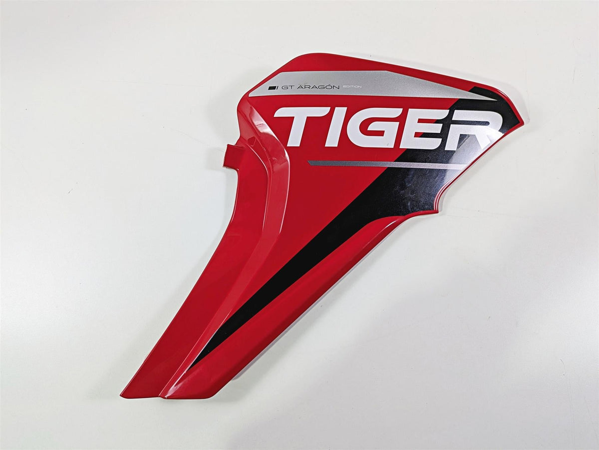2024 Triumph Tiger 900 GT Right Main Tank Fairing Cover Set T2309258 {{ shop.shopifyCountryName }} - Mototech271