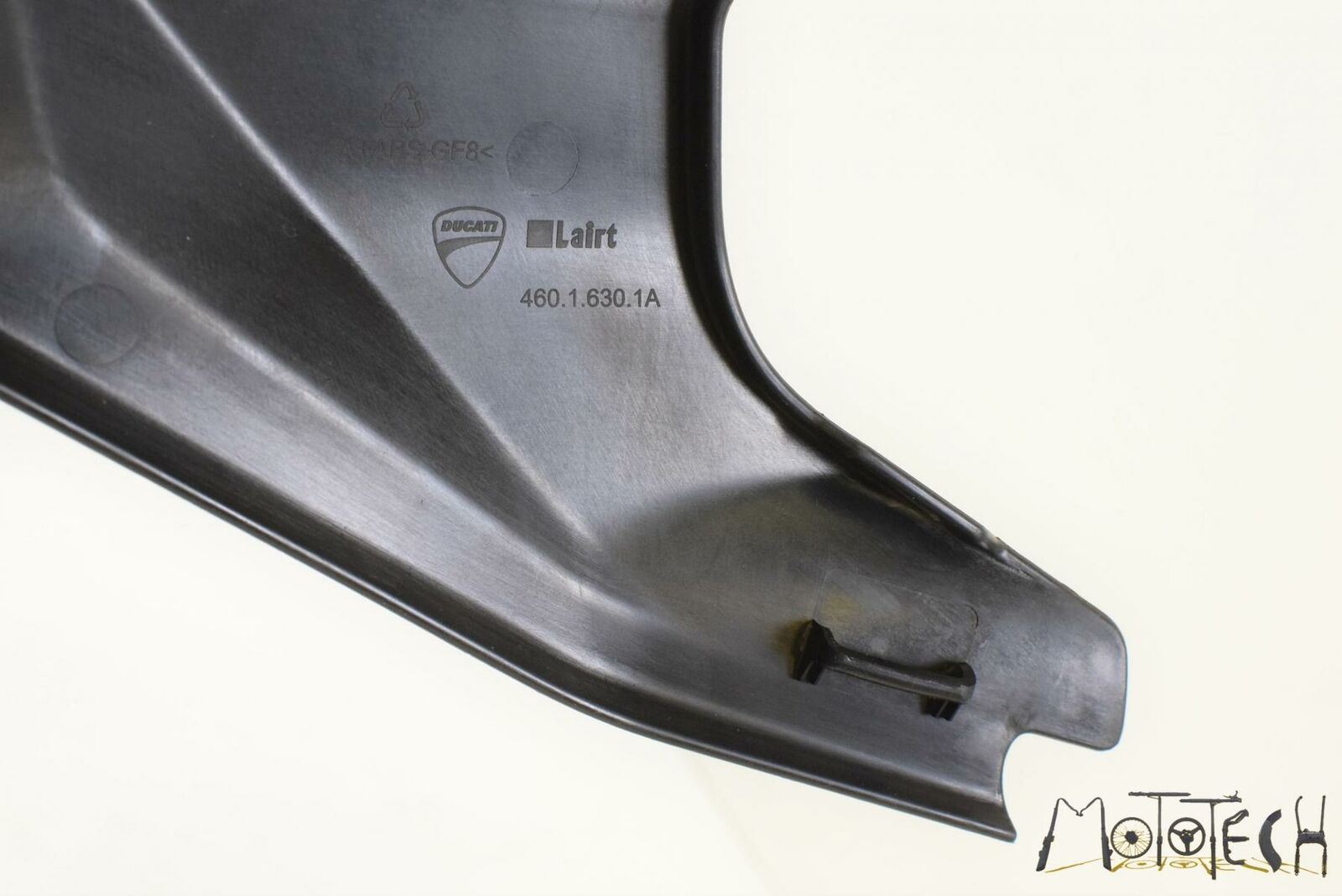 2017 Ducati Panigale 959 Subframe Side Tail Cover Fairing SET 46016311B {{ shop.shopifyCountryName }} - Mototech271