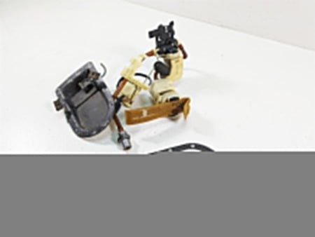 2009 Harley FXDC Dyna Super Glide Custom Fuel Gas Pump & Sending Unit 75218-04D {{ shop.shopifyCountryName }} - Mototech271