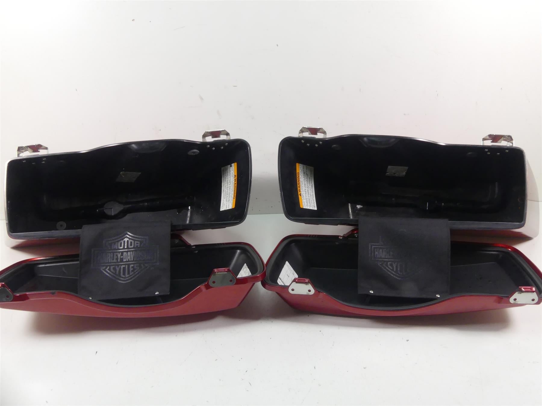 2005 Harley Touring CVO FLHTC SE Electra Glide Left Right Saddlebags 90904-05 {{ shop.shopifyCountryName }} - Mototech271