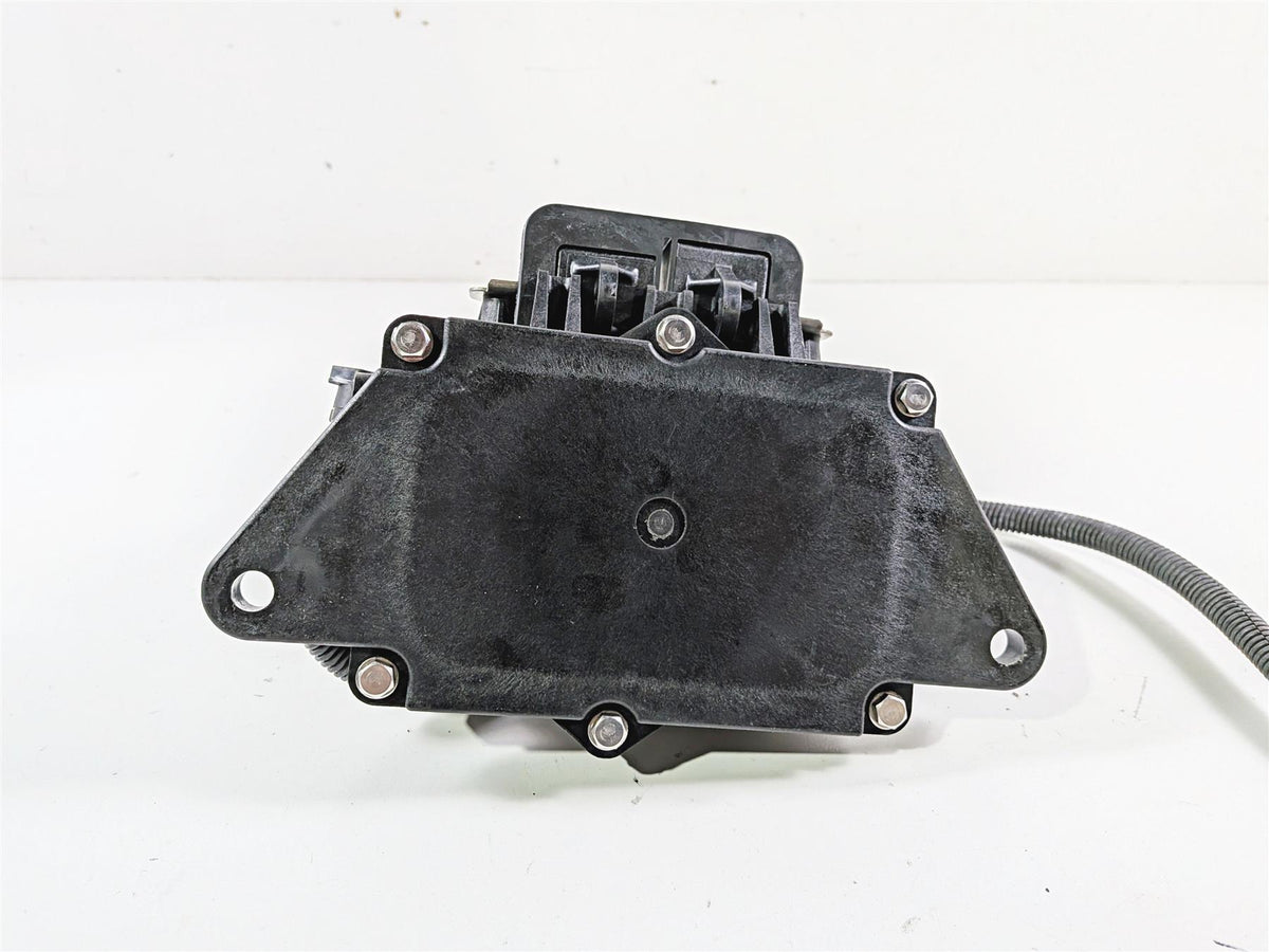 2009 Yamaha Waverunner FX1800 Cruiser Fuse Box Panel Unit 6S5-82170-00-00 {{ shop.shopifyCountryName }} - Mototech271