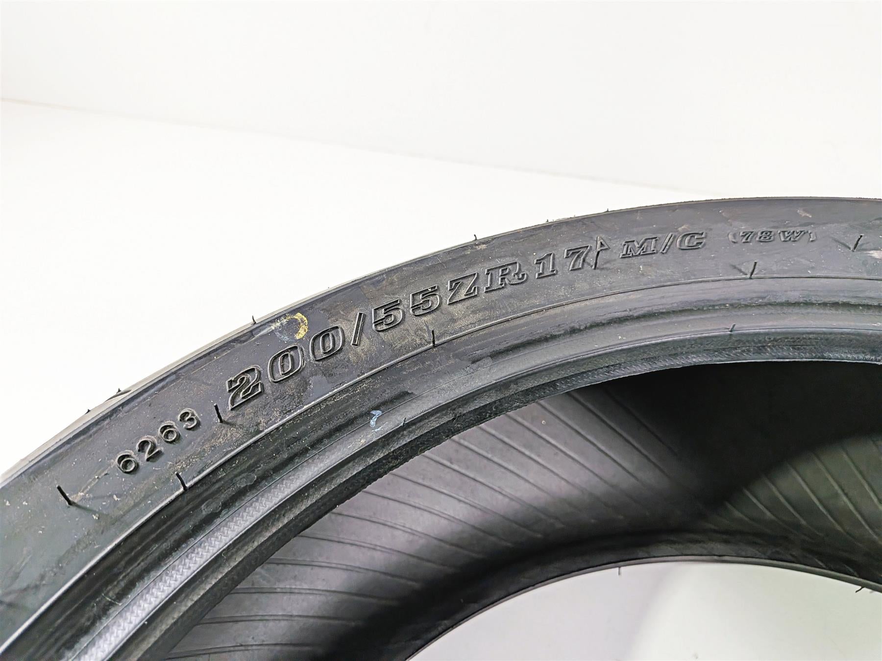 Used Motorcycle Rear Tire Dunlop Sportmax Roadsport 2 200/55-R17 78W DOT5124 636541-Mototech271
