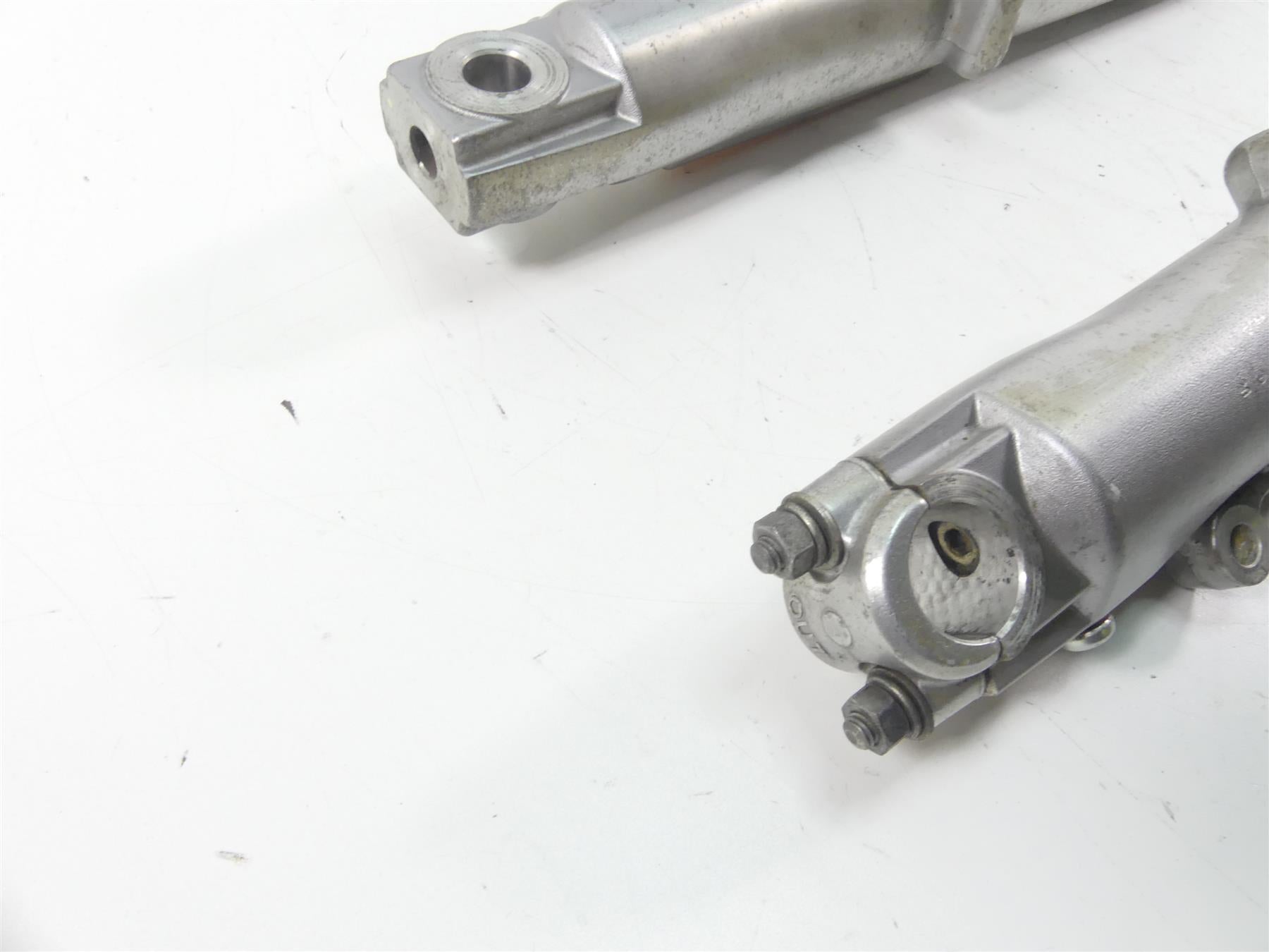 2013 Harley Touring FLHTK Electra Glide Straight 41mm Showa Front Forks 46495-09 {{ shop.shopifyCountryName }} - Mototech271