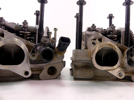 2018 Can Am Commander 1000R XT Cylinderhead Cylinder Head Set -1k Only 420413106 {{ shop.shopifyCountryName }} - Mototech271