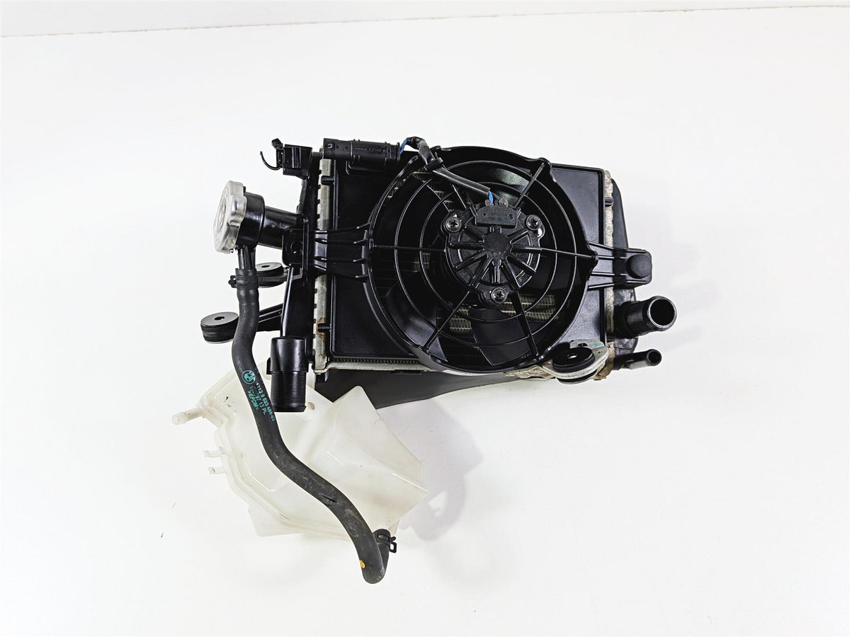 2015 BMW R1200GS K50 Right Left Radiator Fan & Covers -No Leaks 17118546416 {{ shop.shopifyCountryName }} - Mototech271