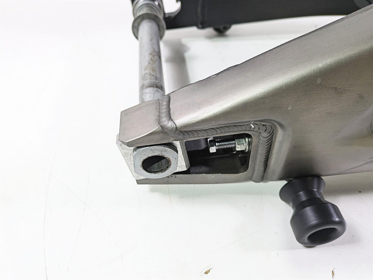 2017 Honda CBR600RR Straight Rear Swing Arm Swingarm & Axle 52200-MFJ-A40 {{ shop.shopifyCountryName }} - Mototech271