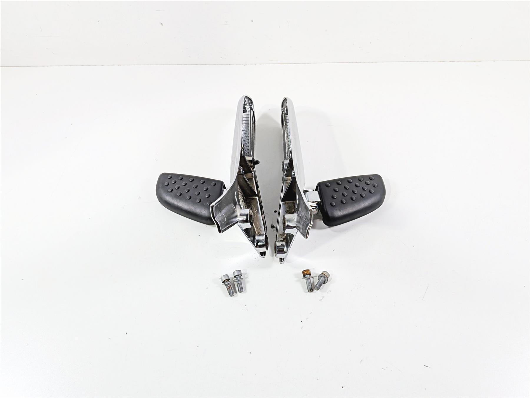 2002 BMW K1200LT 89V3 Rear Chrome Passenger Footpeg Foot Rest 2332328 2332327 {{ shop.shopifyCountryName }} - Mototech271