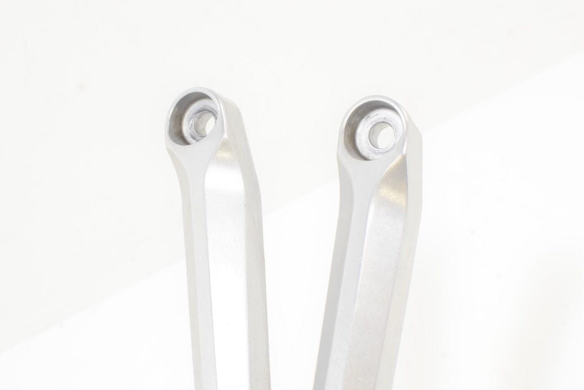 2004 Honda CBR1000RR CBR1000 RR Rear Passenger Footpeg Foot Peg Rest 50760-MEL-0 {{ shop.shopifyCountryName }} - Mototech271