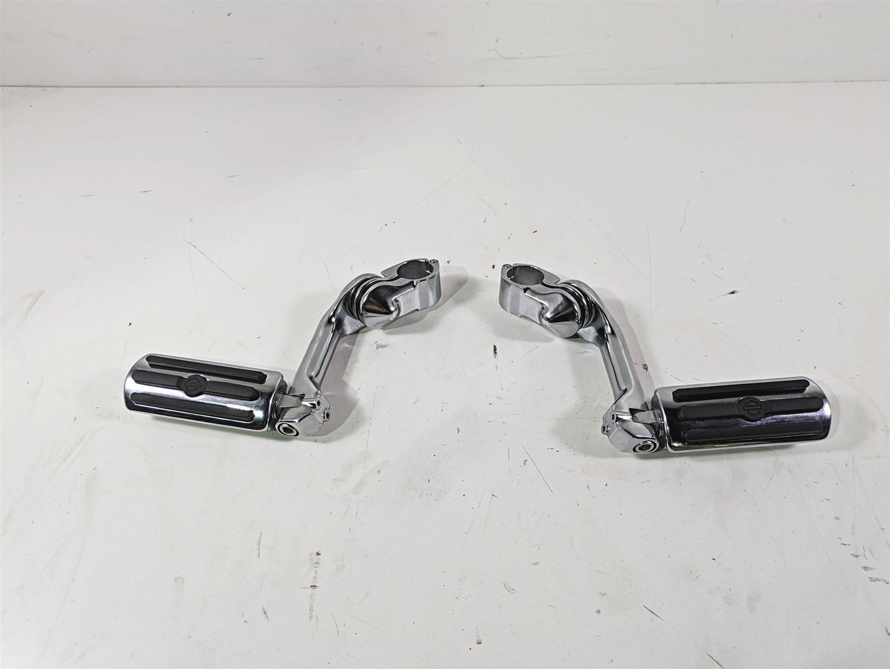 2008 Harley Touring FLHTCU E-Glide 105TH Oem Adjustable Chrome Highway Pegs {{ shop.shopifyCountryName }} - Mototech271