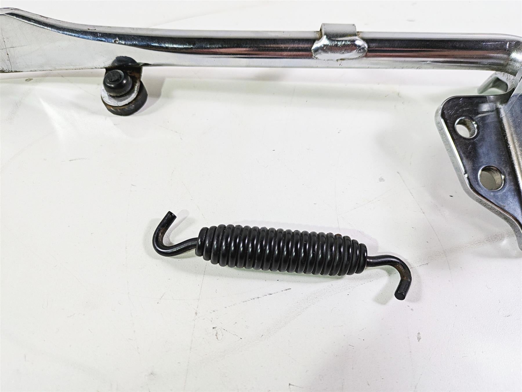 2017 Harley Touring FLHTKSE CVO E-Glide Side Kick Jiffy Stand Kickstand 50075-07 {{ shop.shopifyCountryName }} - Mototech271