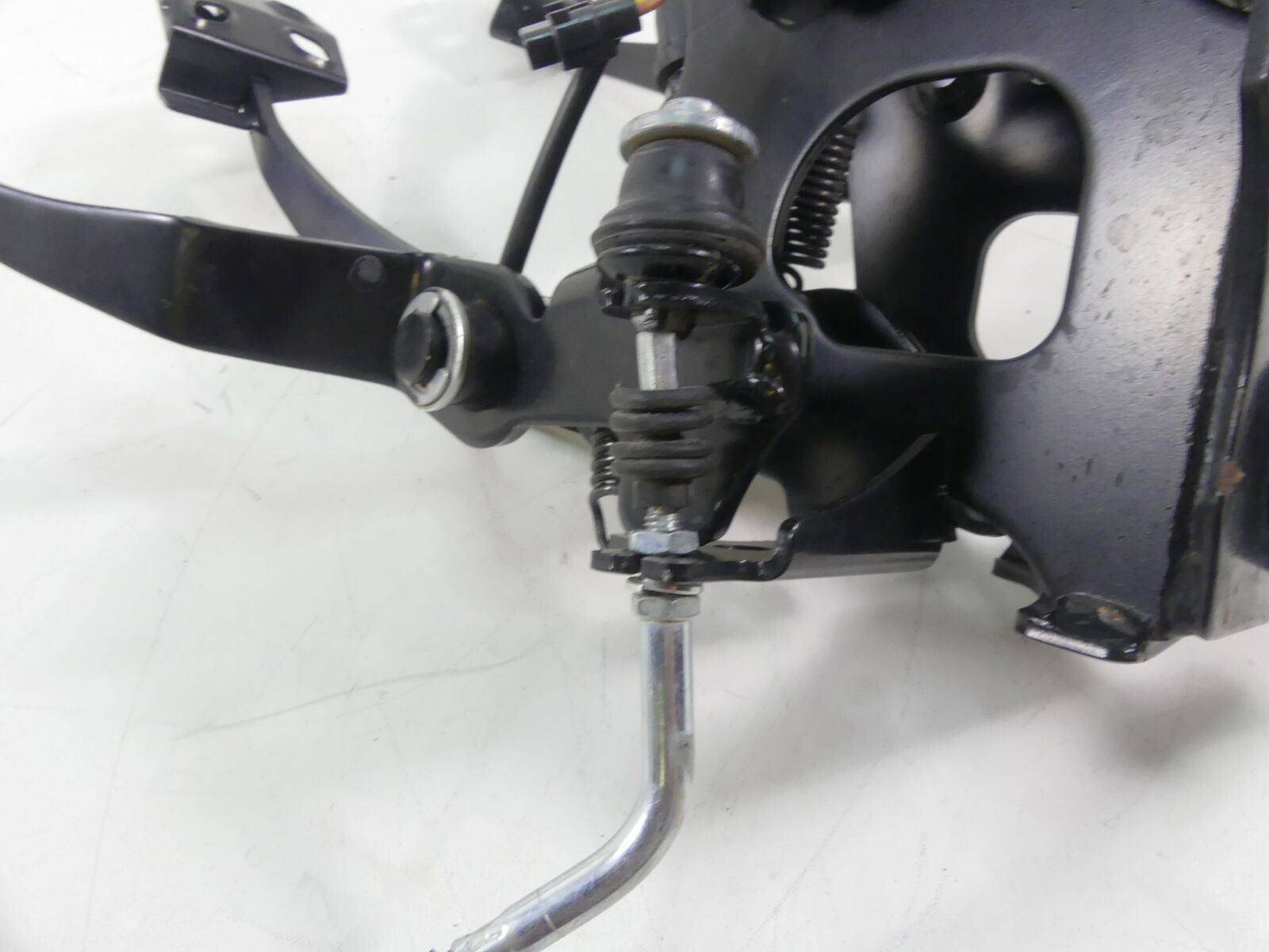 2018 Yamaha YXZ1000 R EPS Foot Brake Accelerate Pedal Set +Cables 2HC-F2548-11-0 {{ shop.shopifyCountryName }} - Mototech271