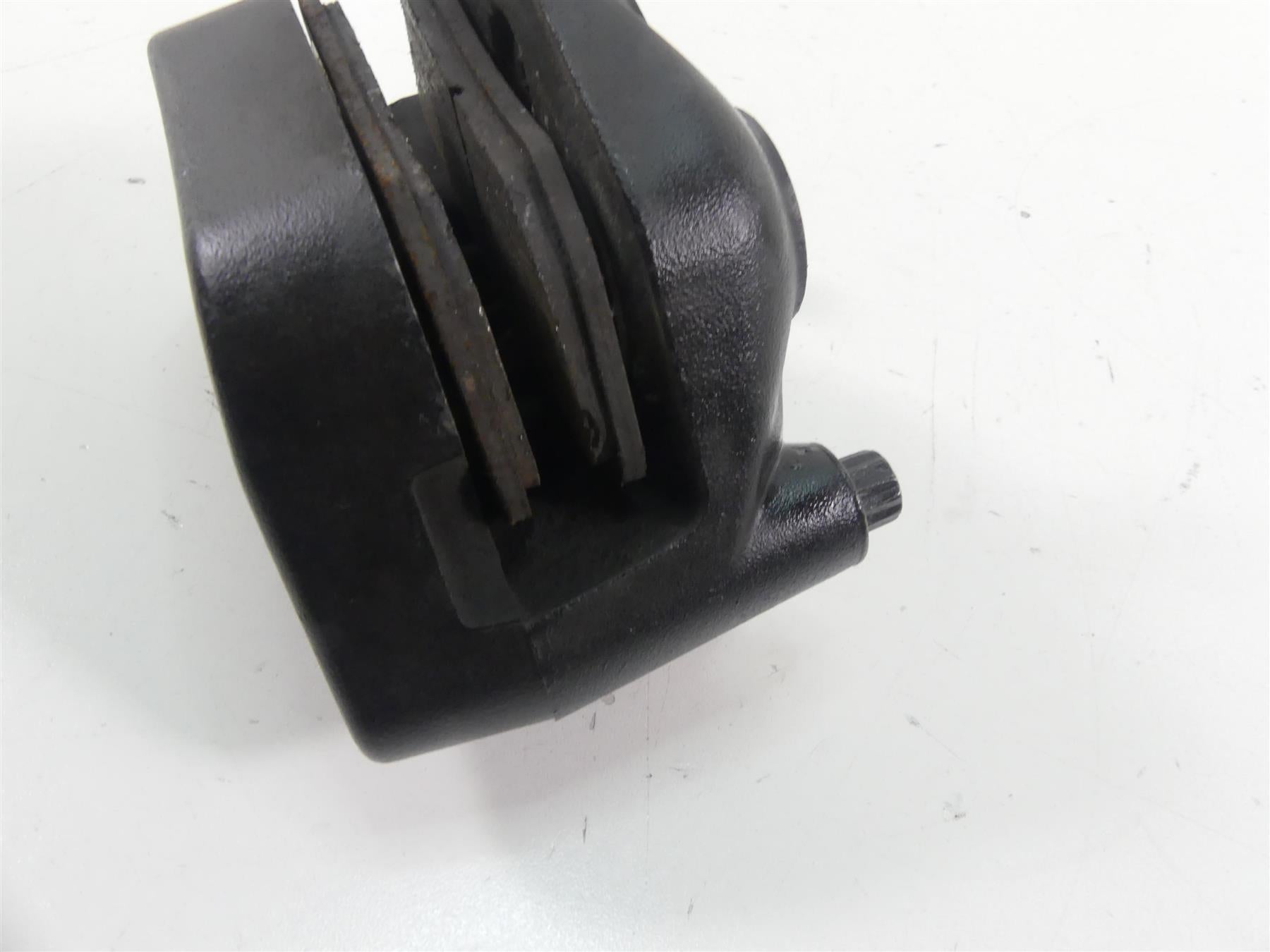 2003 Harley Dyna 100TH FXDL Low Rider Front Brake Caliper 44046-00D {{ shop.shopifyCountryName }} - Mototech271