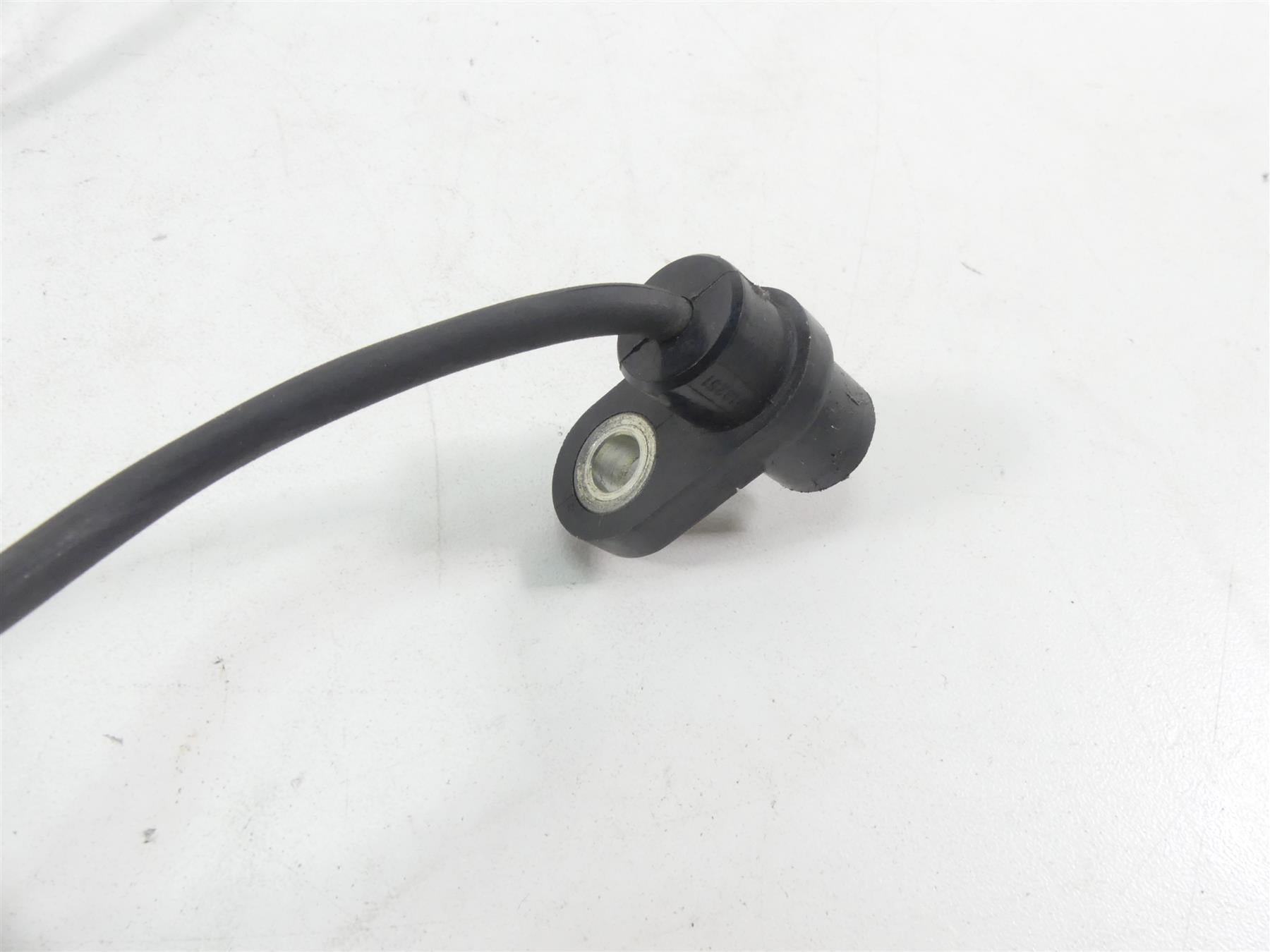 2016 Indian Chieftain Dark Horse Front Abs Brake Wheel Speed Sensor 4013251 {{ shop.shopifyCountryName }} - Mototech271