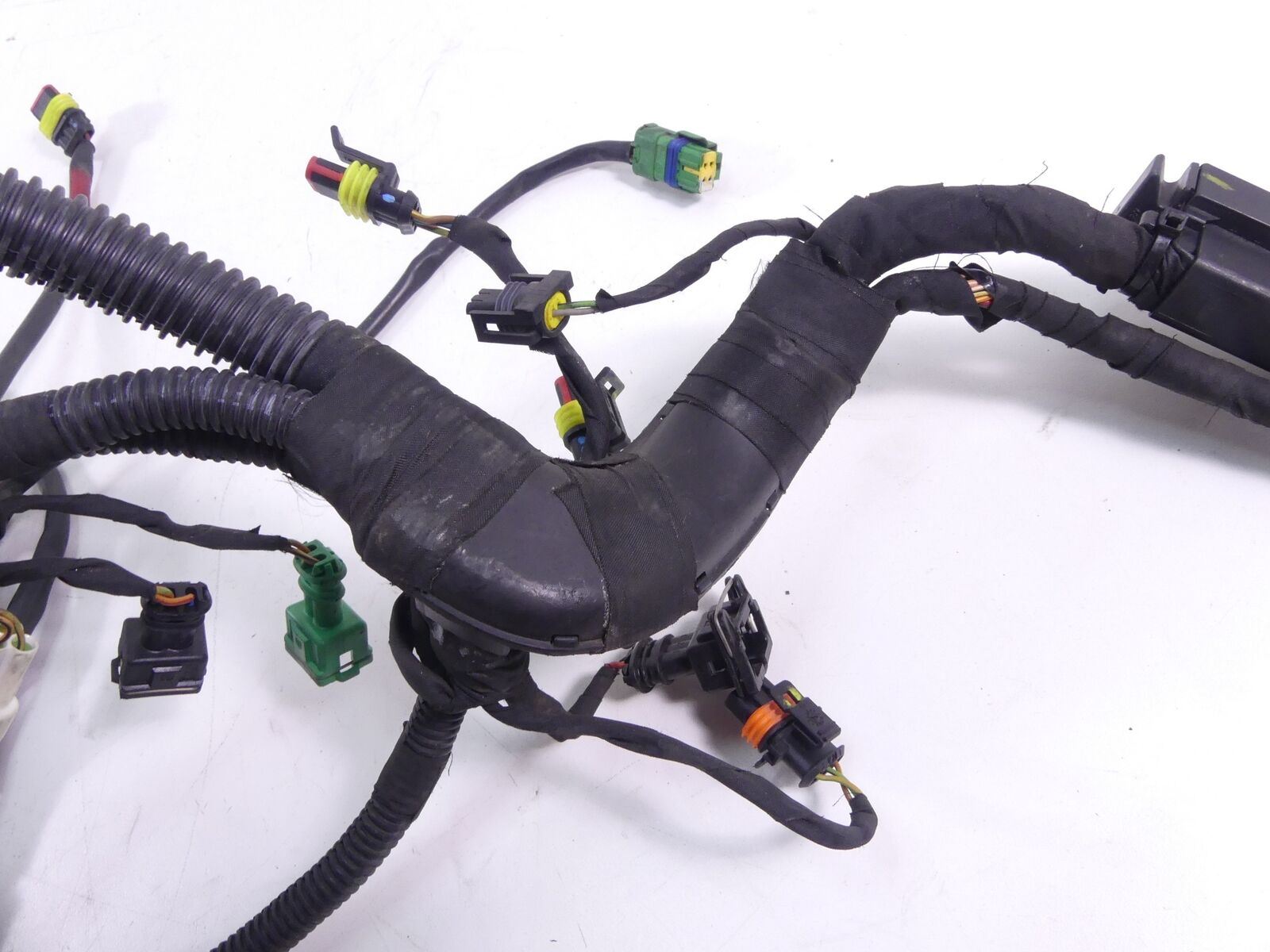 2016 Aprilia RSV 1100 Tuono V4 RR Engine Wiring Harness 2D000266 896892 {{ shop.shopifyCountryName }} - Mototech271