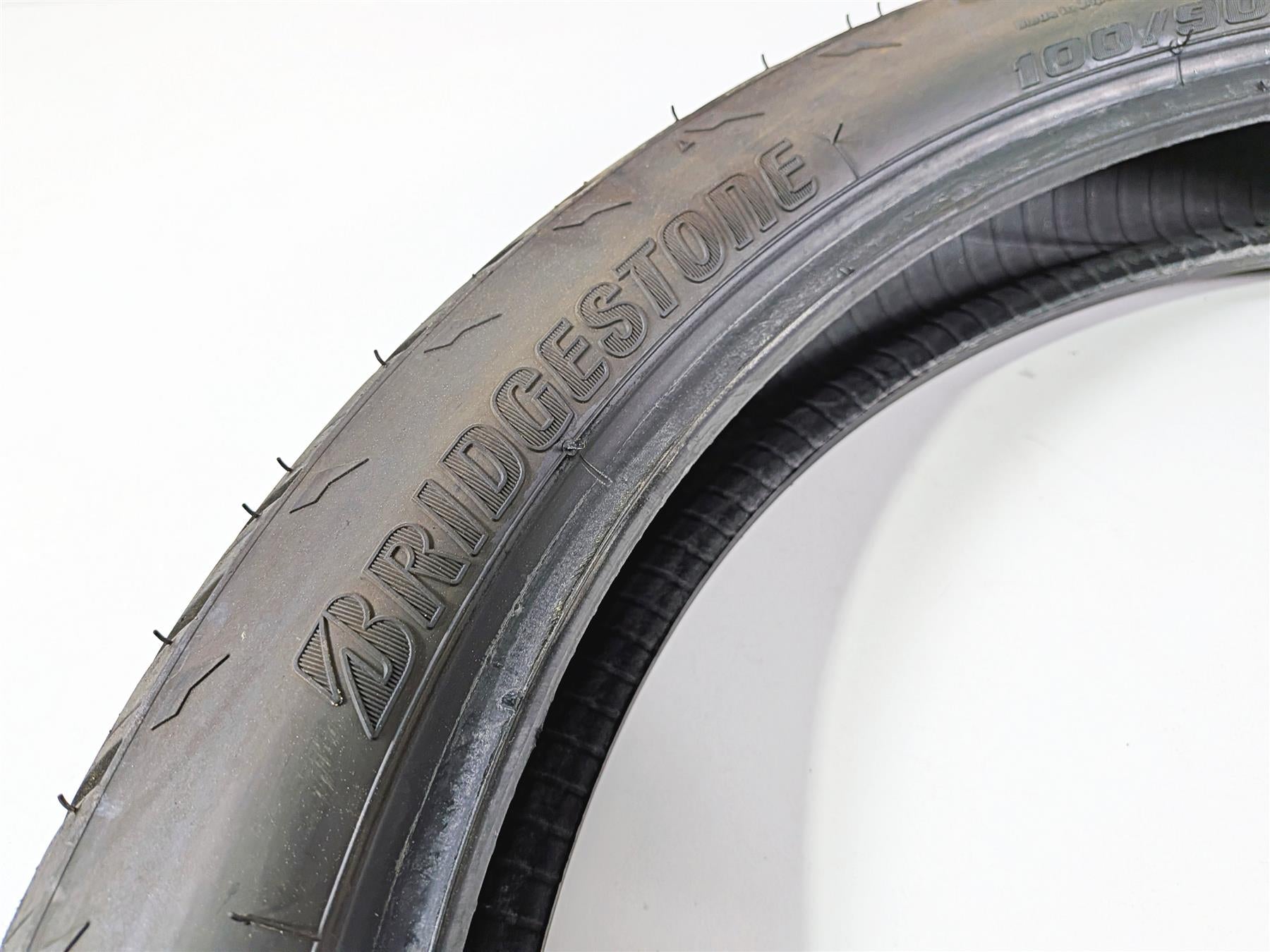 Used Motorcycle Front Tire Bridgestone Battlax Adventure A41F 100/90-19 8845 {{ shop.shopifyCountryName }} - Mototech271