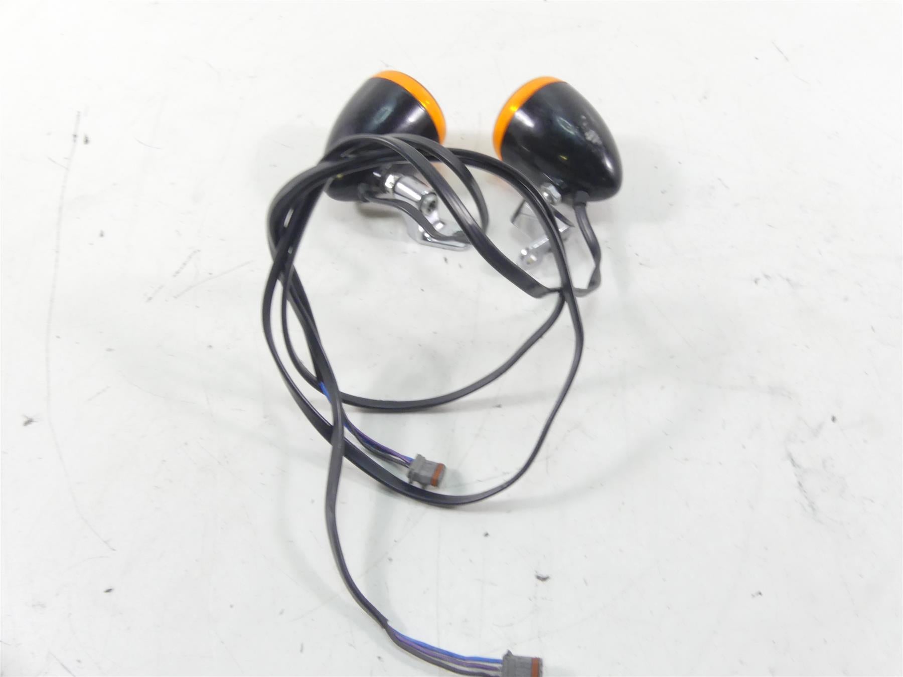 2017 Harley FLS Softail Slim Front Blinker Turn Signal Set - Read 67800523 {{ shop.shopifyCountryName }} - Mototech271