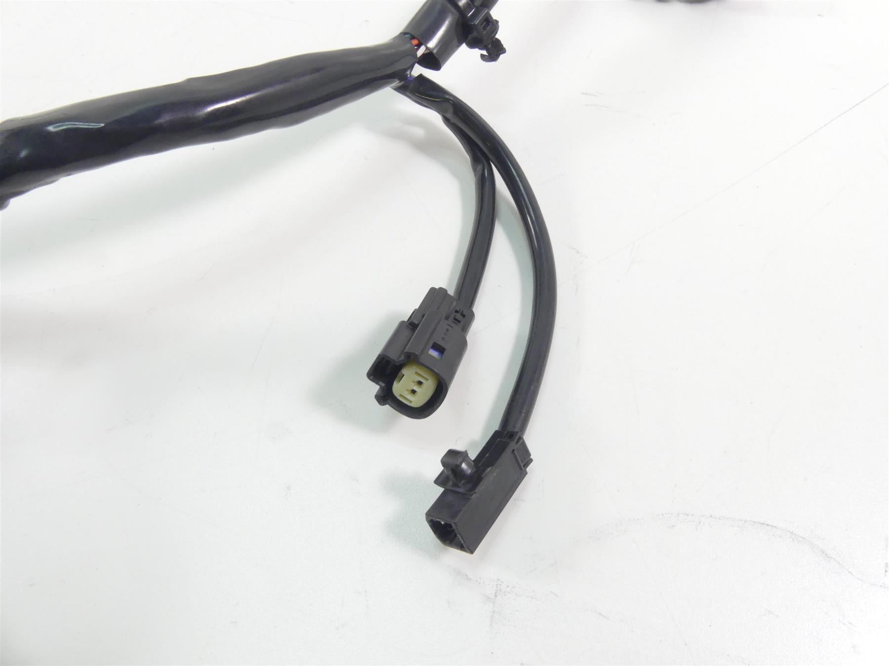 2014 Harley Touring FLHTK Electra Glide Front Fairing Wiring Harness 69200121A {{ shop.shopifyCountryName }} - Mototech271