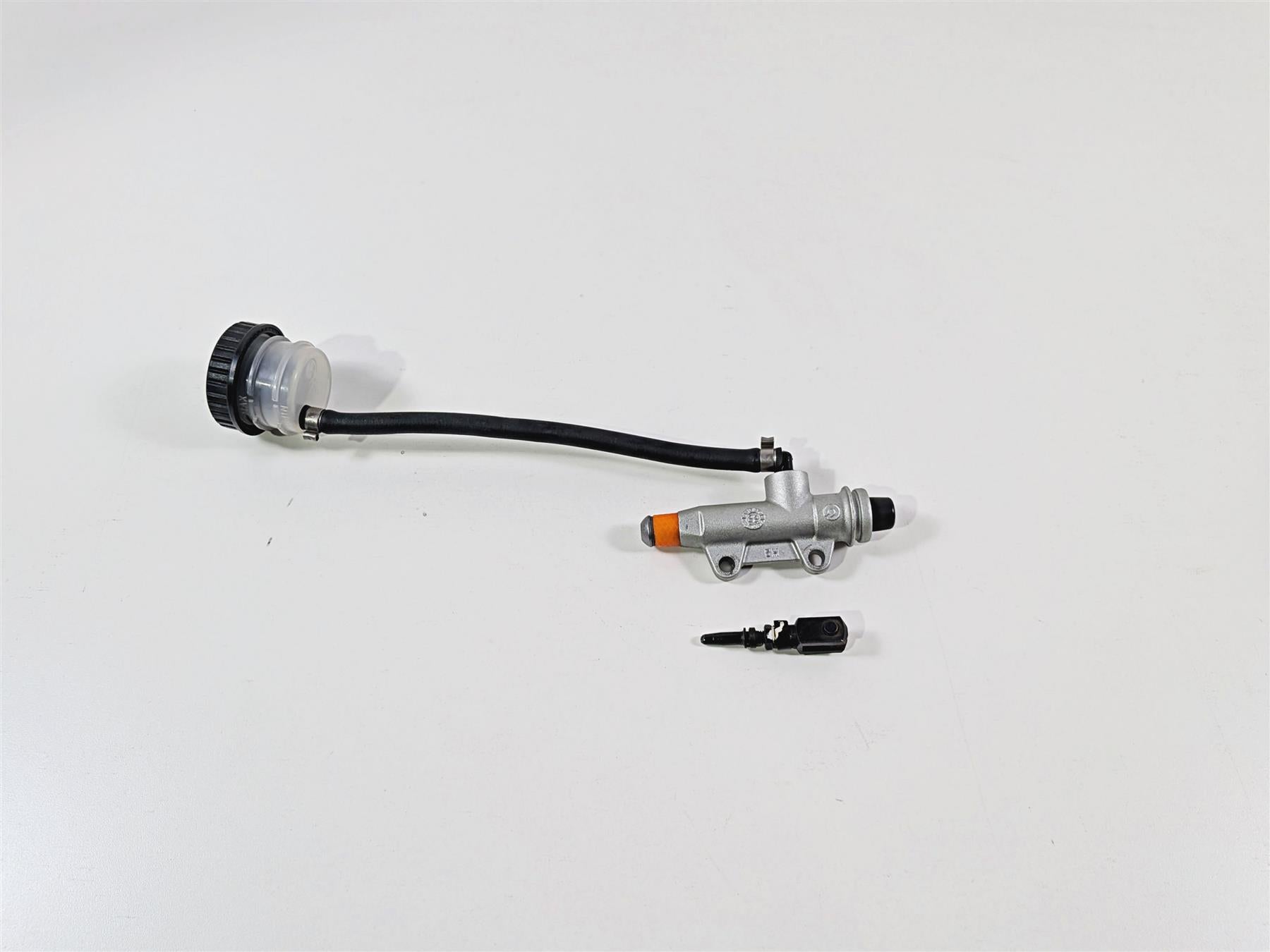 2023 BMW R nineT Scrambler K23 Brembo Rear Brake Master Cylinder 34318529423 {{ shop.shopifyCountryName }} - Mototech271