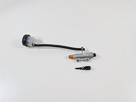 2023 BMW R nineT Scrambler K23 Brembo Rear Brake Master Cylinder 34318529423 {{ shop.shopifyCountryName }} - Mototech271