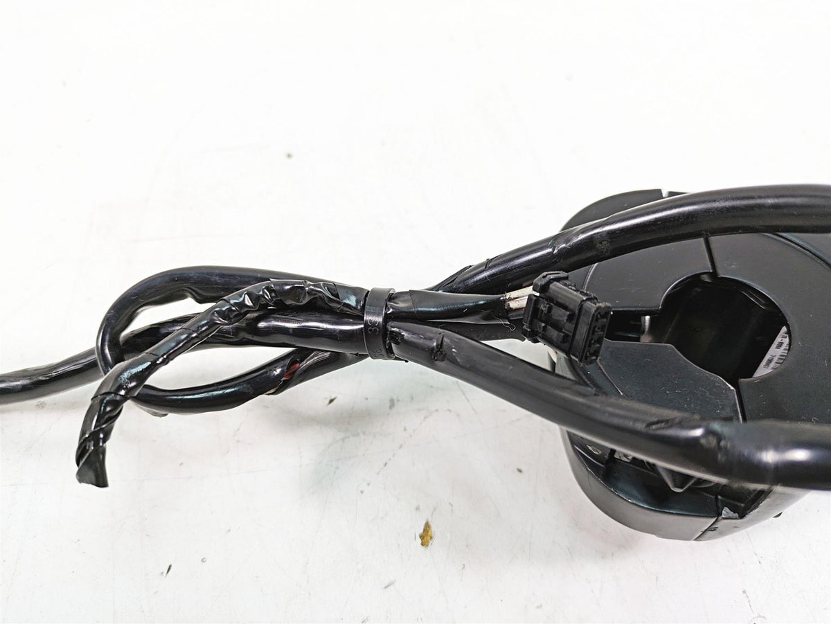 2020 Harley Softail FXBB Street Bob Left Hand Control Switch - Read 71500292 {{ shop.shopifyCountryName }} - Mototech271
