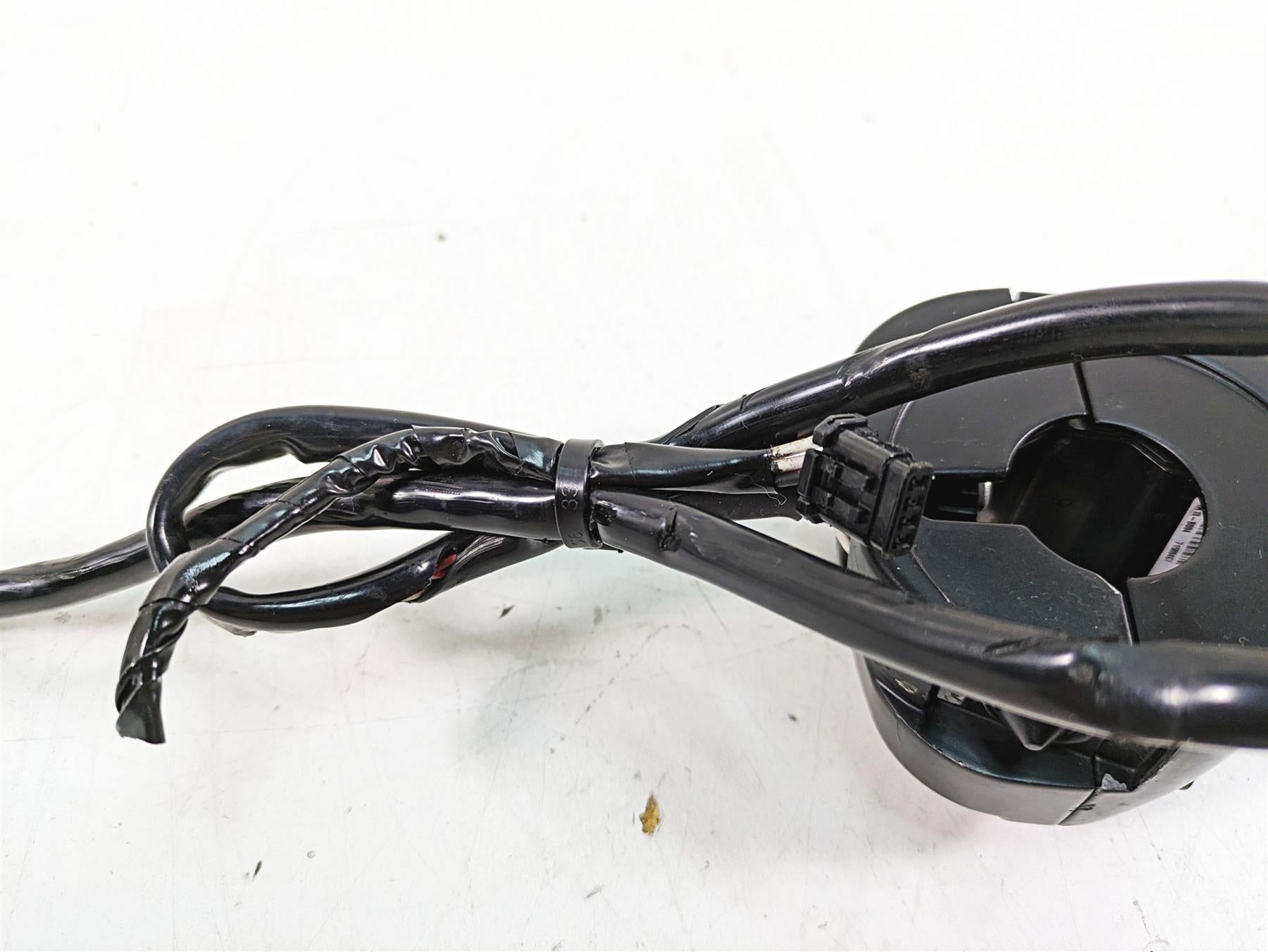 2020 Harley Softail FXBB Street Bob Left Hand Control Switch - Read 71500292 {{ shop.shopifyCountryName }} - Mototech271