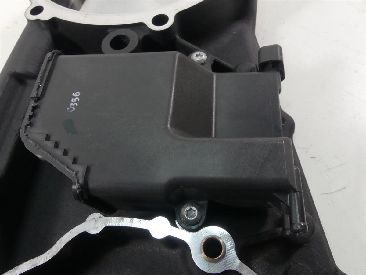 2016 Harley FLS Softail Slim Inner Primary Drive Clutch Cover 50681-06C {{ shop.shopifyCountryName }} - Mototech271
