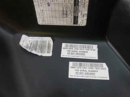 2007 Harley FLHTCU SE CVO Electra Glide Side Cover Fairing Set 66250-97 66048-97 {{ shop.shopifyCountryName }} - Mototech271