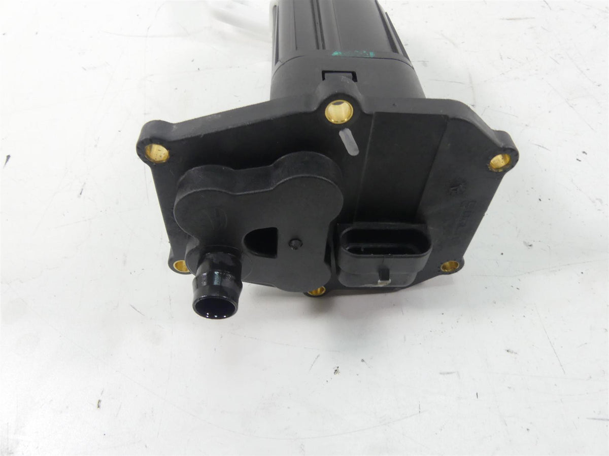 2018 Ducati Hypermotard 939 SP Fuel Gas Petrol Pump - Tested 16024281A {{ shop.shopifyCountryName }} - Mototech271
