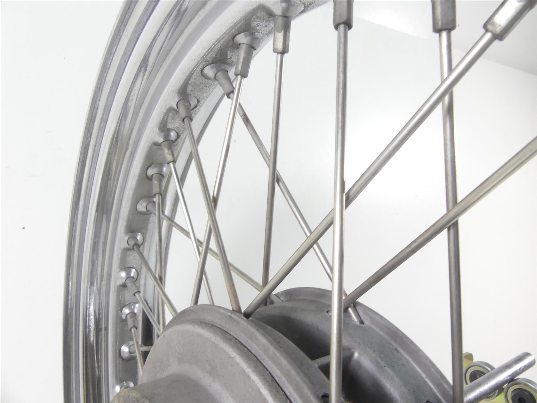 2001 Moto Guzzi California Sp 1100 Straight 18x2.5 Front Wheel Rim GU03610340 {{ shop.shopifyCountryName }} - Mototech271