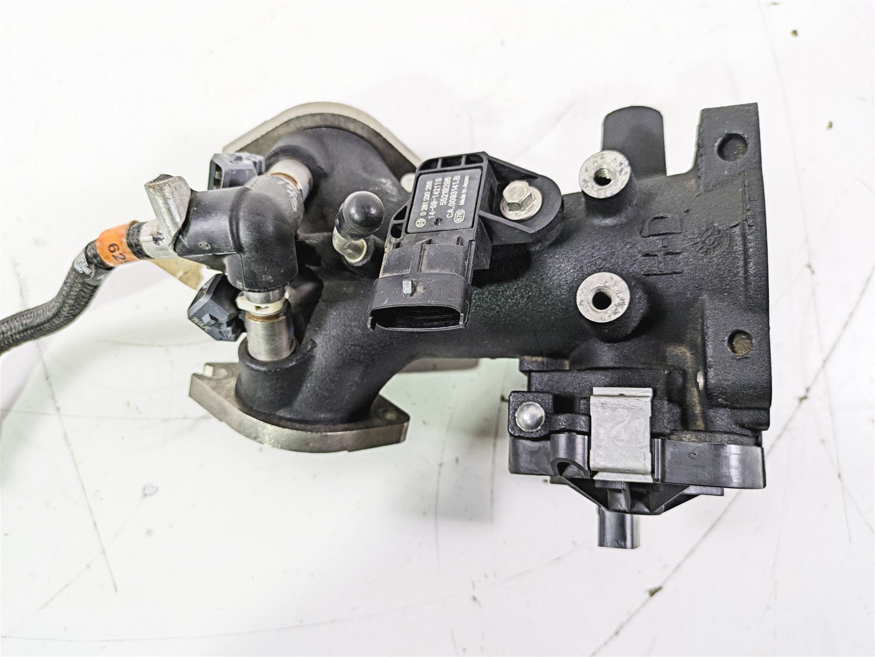 2015 Harley Touring FLHTKL E -Glide Low Throttle Body Fuel Injection 27685-11A {{ shop.shopifyCountryName }} - Mototech271