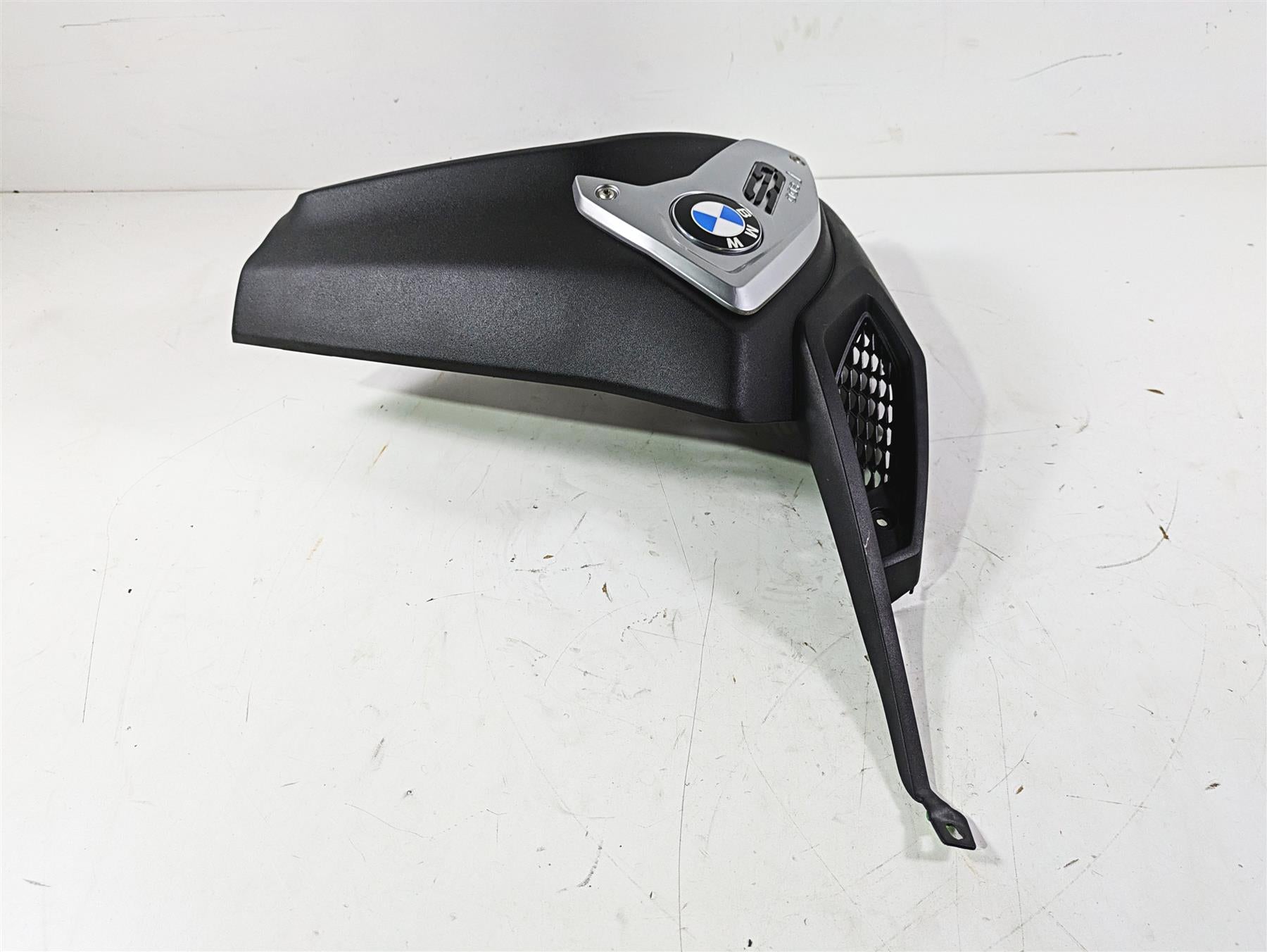 2017 BMW F800GS Adv K75 Right Main Tank Fairing Cover 46638530530 {{ shop.shopifyCountryName }} - Mototech271