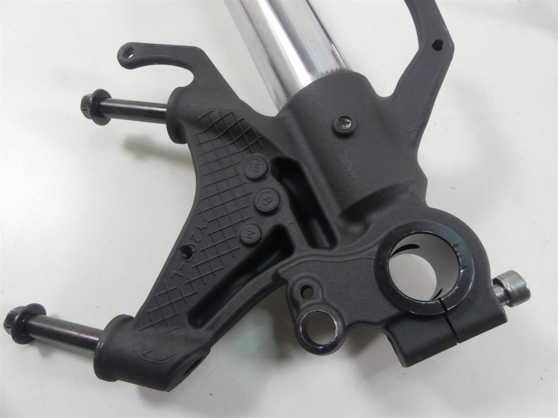 2016 Yamaha YZF-R1 S RN32 Straight 43mm Kyb Front Fork 2CR-23102