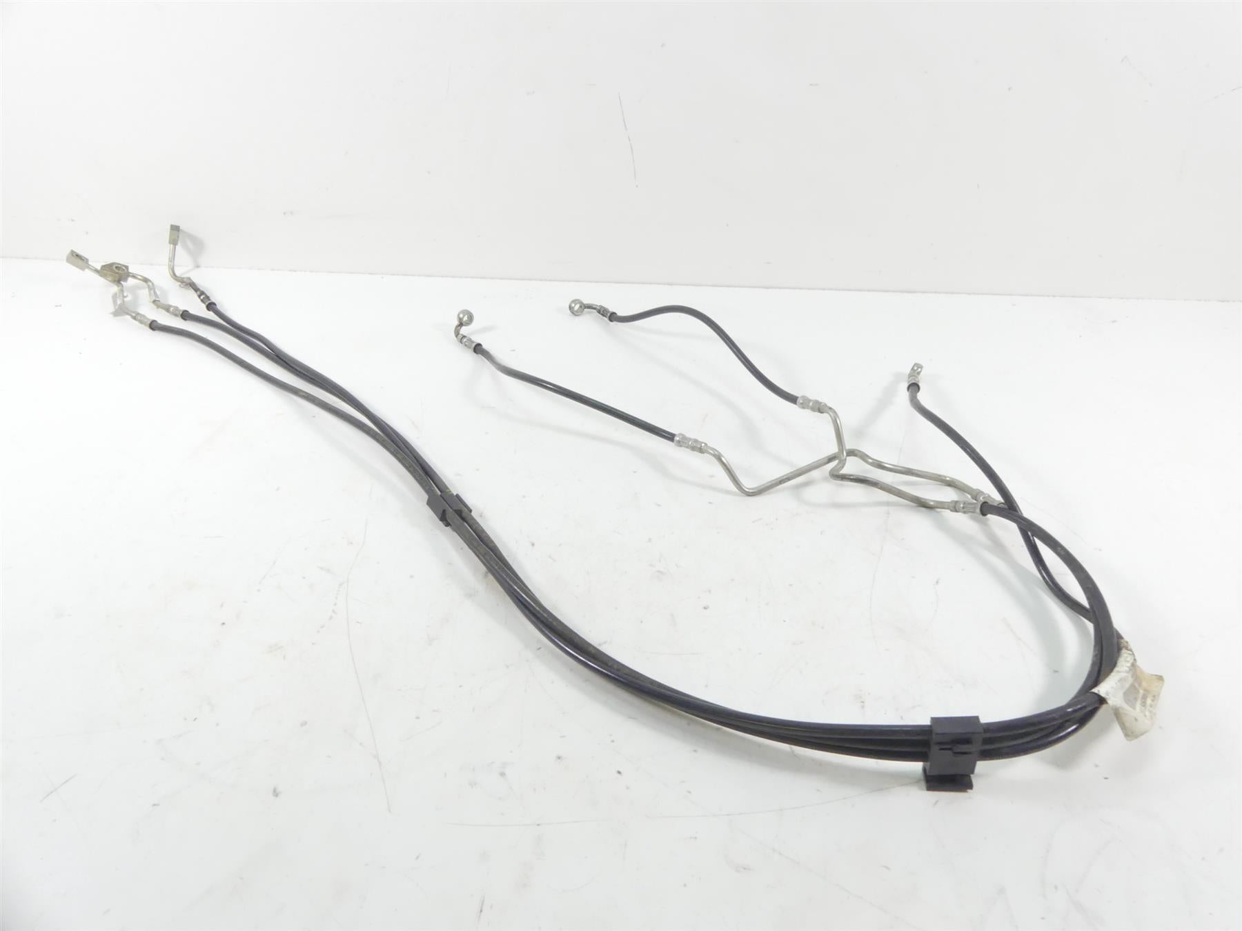 2014 Harley Touring FLHX Street Glide Front Abs Brake Line Set 41800009 41800011