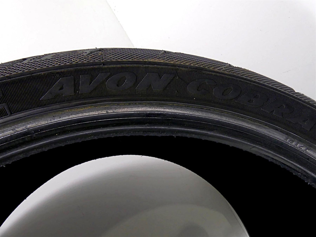Used Rear Motorcycle Tire Avon Cobra 300/35VR18 4120216 {{ shop.shopifyCountryName }} - Mototech271