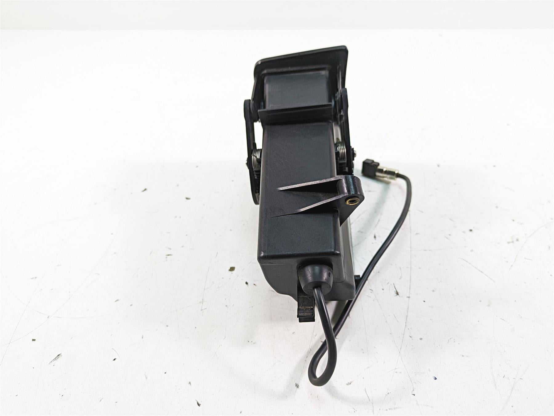 2015 Harley Touring FLHXS Street Glide Front Fairing Media Compartment 76000117 {{ shop.shopifyCountryName }} - Mototech271