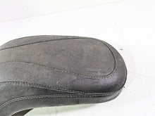 Load image into Gallery viewer, 2002 Honda VT1100 Shadow Sabre Mustang Day Tripper Seat Saddle - Read 76340
