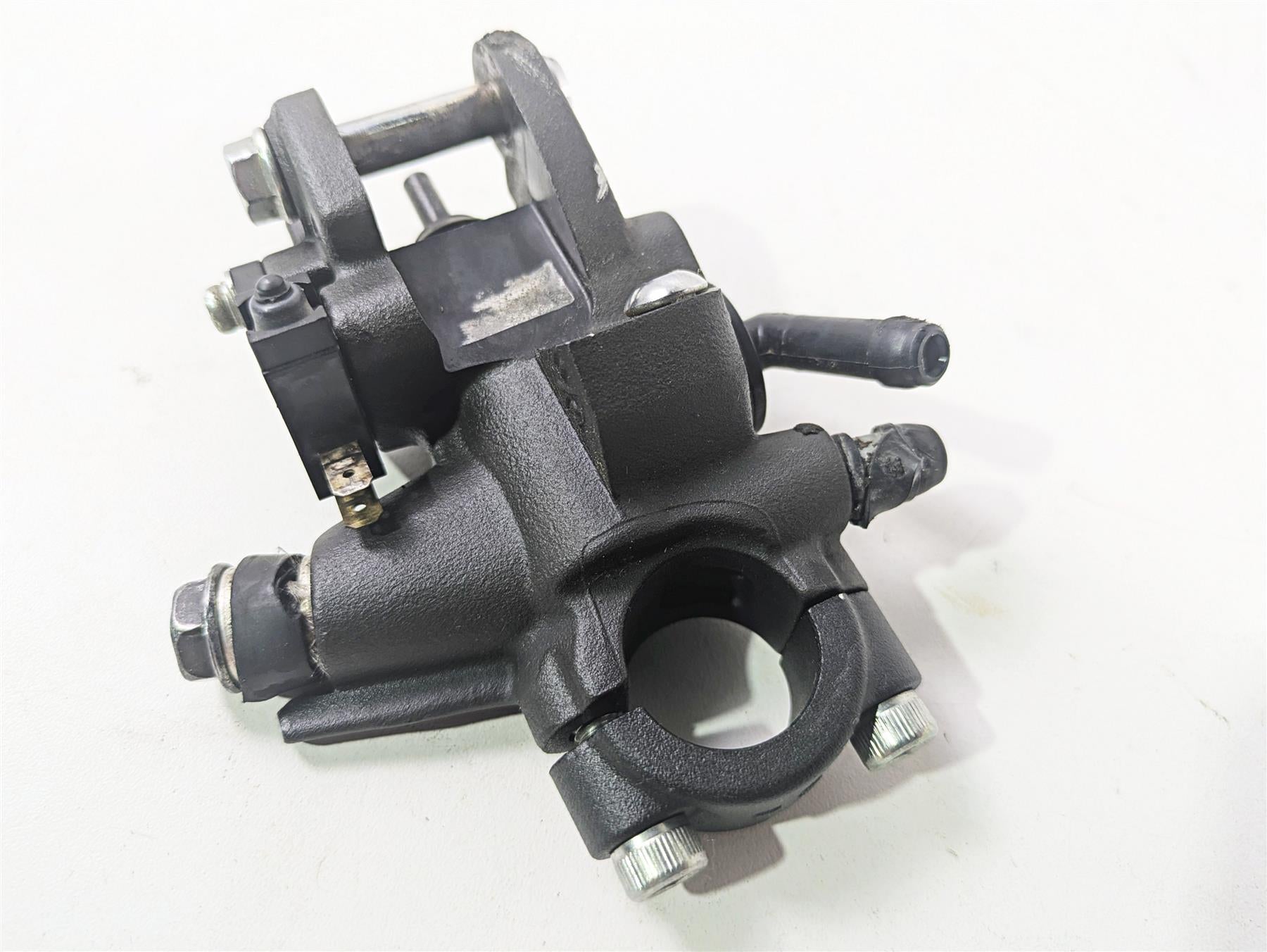 2024 Kawasaki ZX6R ZX636 Ninja Front Radial Brake Pump 11/16 Nissin 43015-0702 {{ shop.shopifyCountryName }} - Mototech271