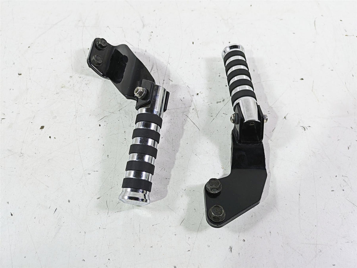 2002 Honda VTX1800 Retro Rear Passenger Footpeg Set 50680-MCV-000 50685-MCV-000 {{ shop.shopifyCountryName }} - Mototech271