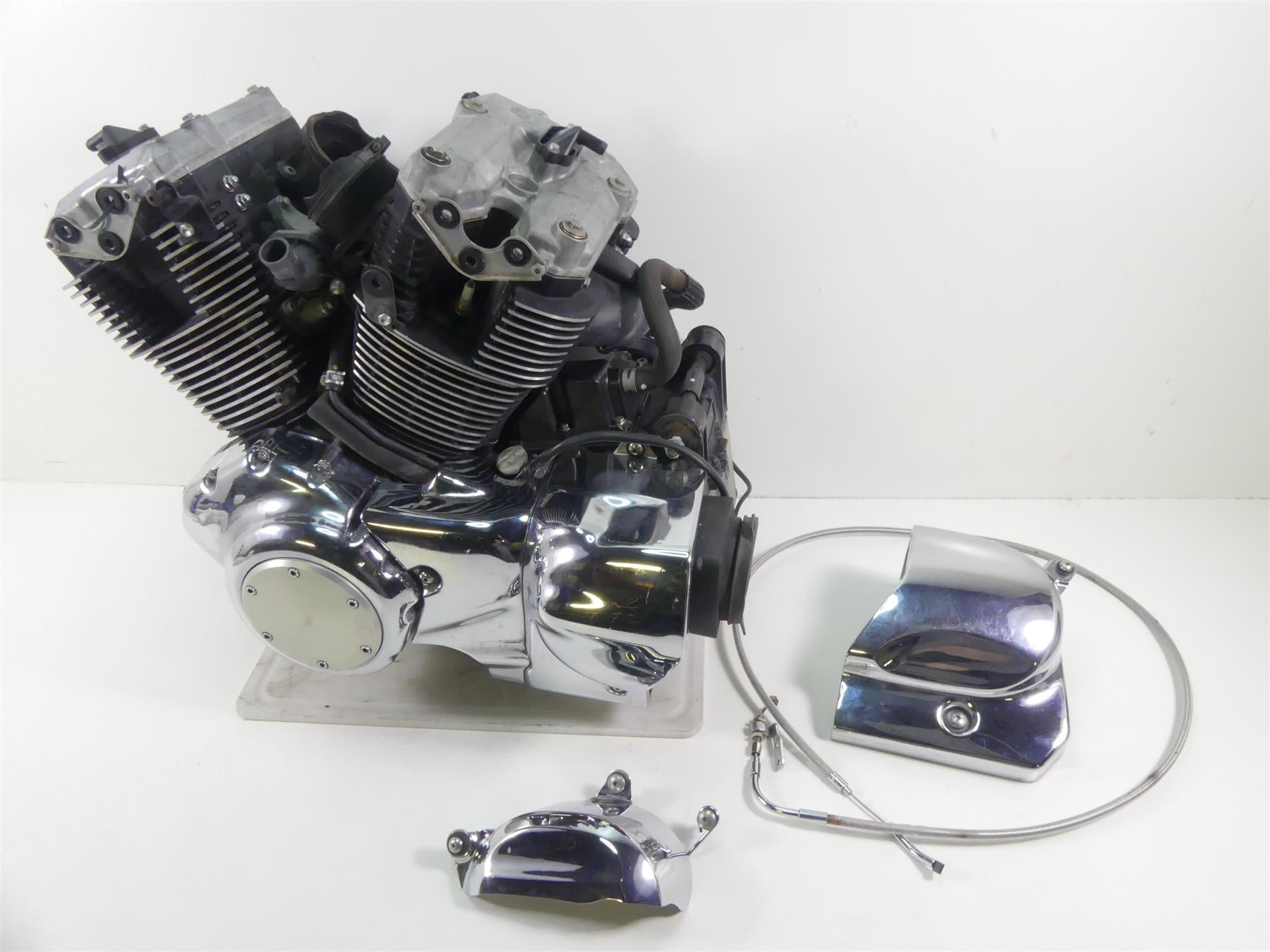 2007 Suzuki M109R VZR1800 Boulevard Running Engine Motor 43K -Video 11300-48861 {{ shop.shopifyCountryName }} - Mototech271